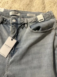 Judy Blue Jeans Women 18W Wide Leg Fit High Rise Stretch Light Wash Denim NWT - Picture 1 of 9