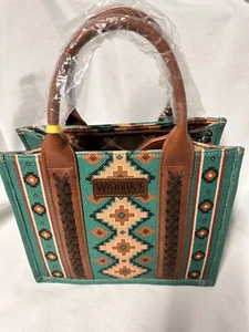 NWT Wrangler Southwestern Aztec Print Tote Crossbody Bag Turquoise Leather - Picture 1 of 10