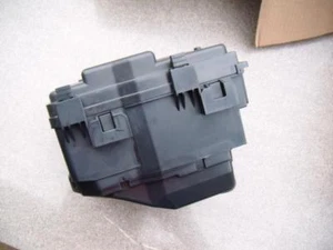 Original Honda CRV 2.2 2007 5 DTEC 5-Türer Diesel Sicherungsrelaiskasten 38250-SWY-E02 - Bild 1 von 1
