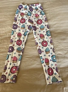 SHEIN Girls Bottoms Donuts Cupcakes Sweets Treats Size 7Y Never Worn Pants - Picture 1 of 3