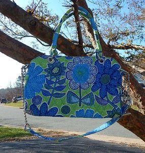Vera Bradley Chain Bag DOODLE DAISY Shoulder 2 STYLE Strap Purse NWT Smoke Free  - Bild 1 von 5