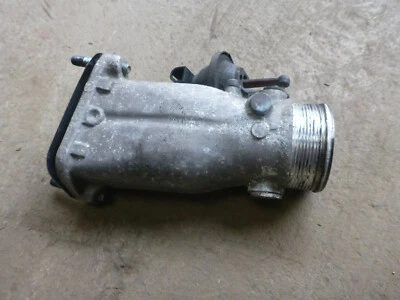 Cuerpo acelerador AUDI A6 C5 ALLROAD Quattro 1999-2005 2,5TDI AKE V6 4B0145950C Foto 1 de 4