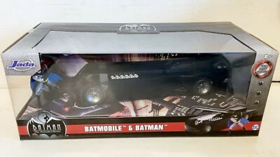 全新 Jada Toys 31916 蝙蝠侠动画系列 BATMOBILE 1:24 比例车辆和人偶 — 第 1/4 张图片