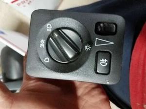 2006 SAAB 9-5 HEADLIGHT SWITCH ASSEMBLY - Picture 1 of 2