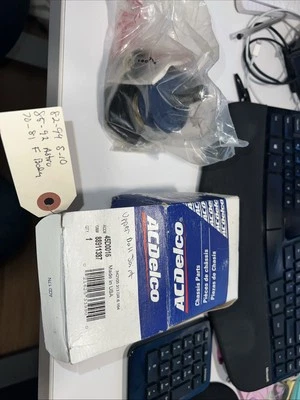 70 71 73 75 77 78 87 Impala Monte Cutlass Camaro Firebird NOS rótula superior Foto 1 de 4