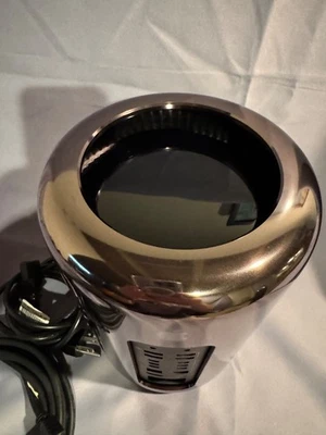 Apple Mac Pro 6-Core Intel Xeon E5 3.5GHz 16GB RAM 1TB SSD D500 - Image 1 of 4