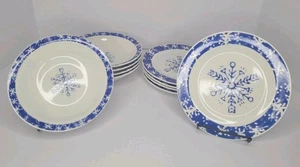Juego de 10 platos de postre y cuencos de 7" de Navidad copo de nieve azul y blanco de colección  - Imagen 1 de 19