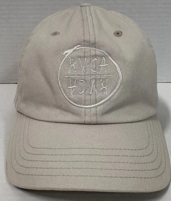 Sombrero ajustable beige con logotipo superior/logotipo invertido RVCA Foto 1 de 4