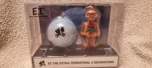 PRIMARK CHRISTMAS BAUBLES E.T. EXTRA TERRESTIAL NEW Resin Decorations - Picture 1 of 2