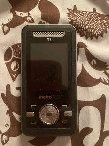 ZTE Essenze C70 (MetroPCS) - Damaged LCD - Very Rare Phone - For Parts Only - Picture 1 of 10