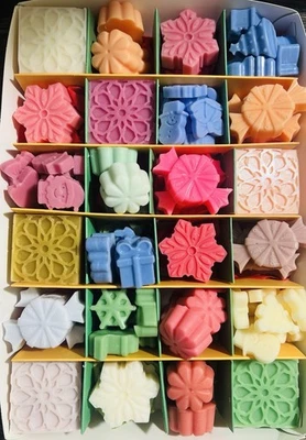 WAX MELTS, 24 DAYS  OF WAX MELTS HOLIDAY CALENDAR, ADVENT CALENDAR, Set P - Image 1 of 3