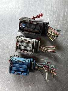 ✅ 04-09 GM P05 P12 E40 ECM Connectors OEM - Picture 1 of 3