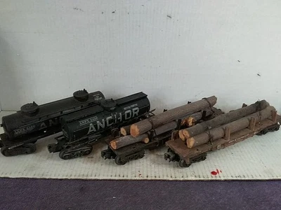 4 Custom O Gauge Freight Cars - Image 1 of 4