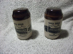 Vintage Wand Droge von South Dakota große Salz und Pfefferstreuer - Bild 1 von 6