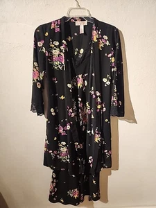 Schwarzes Oscar de la Renta Pink Label Satin Nachthemd & passender Morgenmantel kleine Blumen - Bild 1 von 6