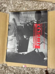 Peter Lindbergh's Hollywood Pirelli Calendar 2002 - Picture 1 of 4