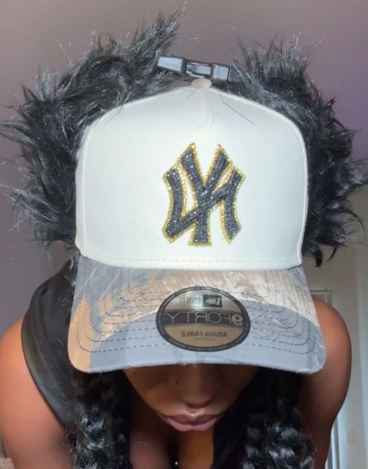 НОВАЯ ЭРА 9Forty ИНДИВИДУАЛЬНО УКРАШЕННАЯ РЕГУЛИРУЕМАЯ КЕПКА С КАМУФЛЯЖНЫМ ОБОДКОМ И МЕХОМ - Изображение 1 из 4