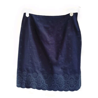 Vineyard Vines blue embroidered mini pencil skirt sz 2 - Image 1 of 4