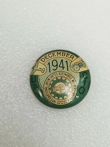 Vintage 1941 UAW Auto Workers Union December Pinback Button Pin Bastian     HG25 - Picture 1 of 7