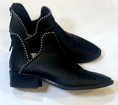 Steve Madden Size 7.5 Laramie Bootie Studs Black Leather Ankle Boots Women Biker - Imagem 1 de 4