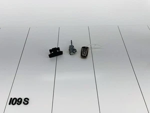 11-17 BMW X3 FRONT LEFT SIDE DOOR CENTRAL & GLOVE BOX LOCK CYLINDER W/ KEY OEM - Picture 1 of 13