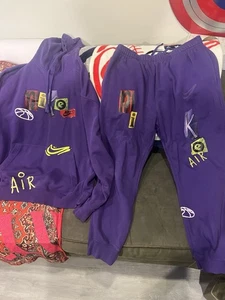 NIKE TAGLIA XL FELPA VIOLA felpa con cappuccio usata - Foto 1 di 9