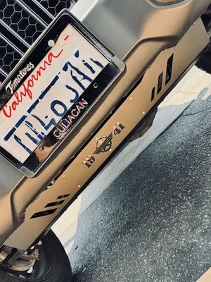 Jeep Wrangler 18-25 / Gladiator 20-25 * 1941 * Placa de deslizamiento personalizada - negro sobre negro Foto 1 de 4