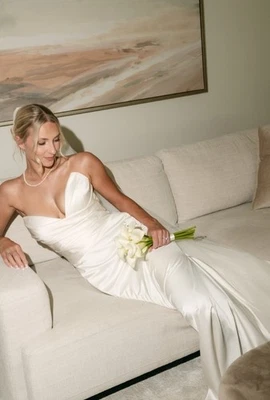 Paloma Blanca "Mikaella P5030" Sweetheart Satin Wedding Dress Size 8 / USA 6 - Image 1 of 4