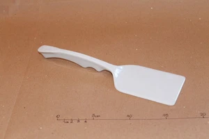 PORCELLANA - PALETTA PER TORTA RETTANGOLO - 25x7cm - Picture 1 of 1