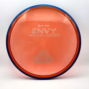 Axiom Scheiben Proton Envy ORANGE mit blauer Felge. 172 Gramm. Axiom's Approach Disc - Bild 1 von 1