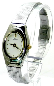 Gebrauchte Lorus Vintage ovale silberfarbene Quarz Analog Uhr Modellnummer V810 - Bild 1 von 10