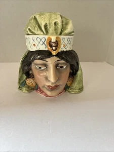 Antico humidor figurativo in maiolica Maharani principessa indiana orientale - Foto 1 di 9