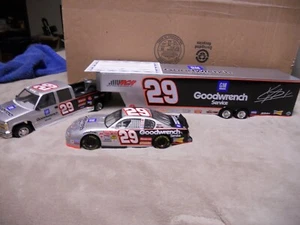 1/24 Brookfield Show Trailer set 2002 Kevin Harvick GoodWrench - Picture 1 of 5