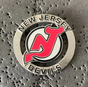 New Jersey Devils NHL Hockey Pin - Imagen 1 de 2