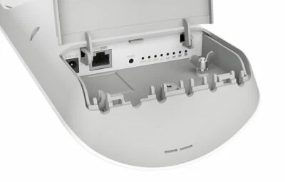 Mikrotik mANTBox 2 12s 2.4GHz 12 dbi120 degree 12dBi  Integrated antenna - Image 1 of 3