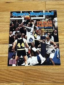 3/22/82 NEWSSTAND SPORTS ILLUSTRATED “THE NCAA PLAYOFFS”GEORGETOWN'S EWING NM-M! - Picture 1 of 4