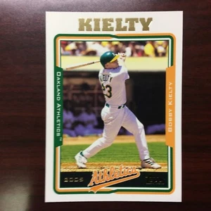 2005 Topps #121 Bobby Kielty Oakland Athletics - Bild 1 von 2