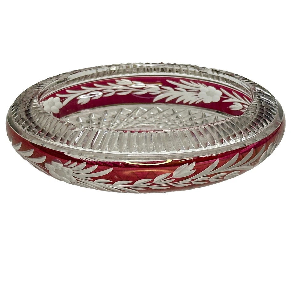 Vintage Ebeling & Reuss Marchioness Ruby Red Glass Flower Motif Ashtray - Image 1 of 4