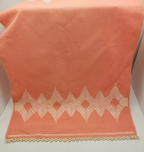 Vintage Table Runner Linen Dresser Scarf 16"x29" Pink Coral Salmon Embroidered - Picture 1 of 8