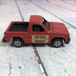 Vintage Tootsietoy Chevy S-10 Sport Pick-up Truck Red Diecast Toy Made in USA 