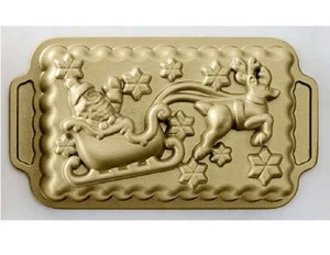 Nordicware 'TWAS LOAF PAN *Christmas Holiday SANTA SLEIGH REINDEER SNOWFLAKES - Picture 1 of 1