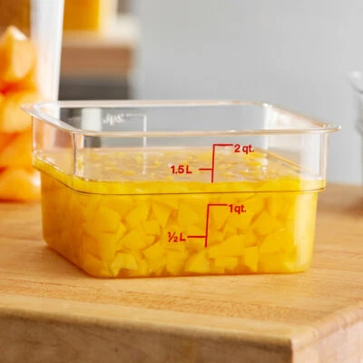 Food Storage Container with Lid Cambro 2SFSCW135 2Qt. Clear Square Polycarbonate - Image 1 of 3