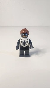 LEGO Spider-Girl Minifigure - 76148 Spider-Man vs. Doc Ock - Picture 1 of 5