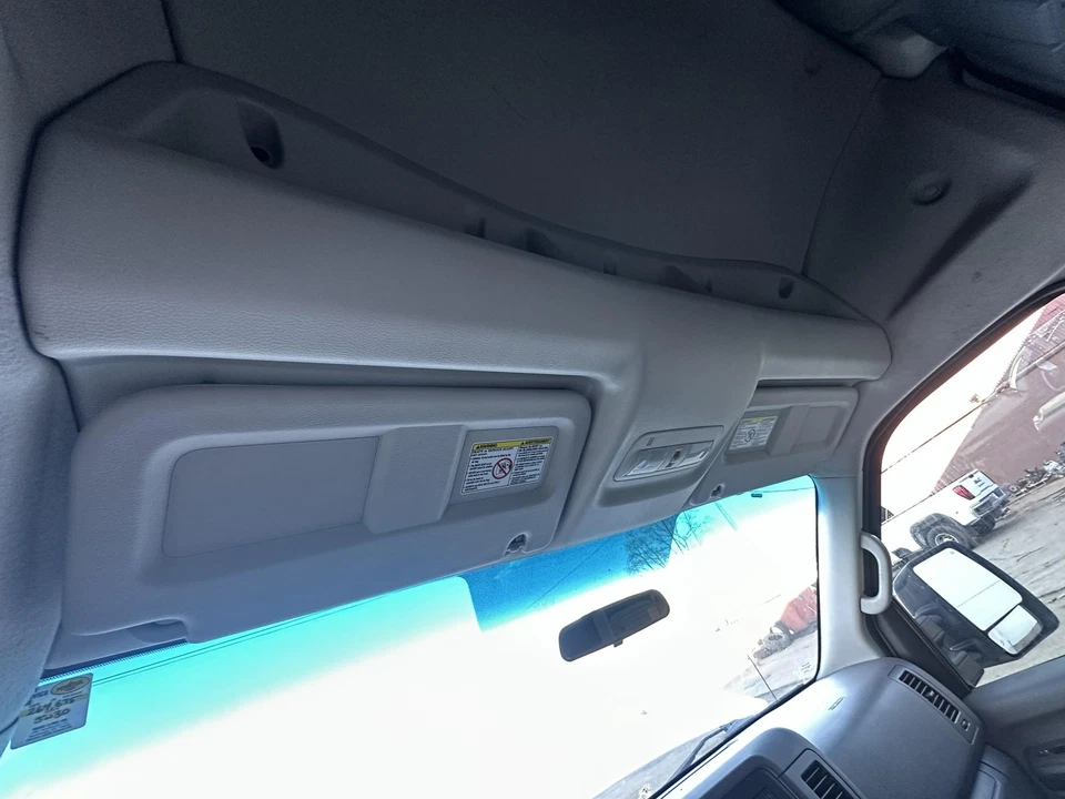 Used Front Upper Center Console fits: 2012 Nissan Nv 2500 roof Cargo Van high ro Foto 1 de 4