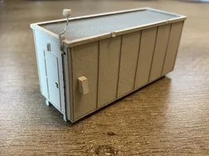 Bachmann Scenecraft 44-0109 OO Gauge Telecommunications Cabin Boxed - Picture 1 of 8