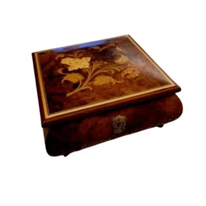 Elegant Wooden Jewelry Box with Floral Inlay Music Box Made In Italy Vintage - Picture 1 of 4