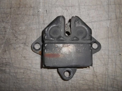 1997 Mazda Millenia Factory Hood latch hood catch left or right side Foto 1 de 2
