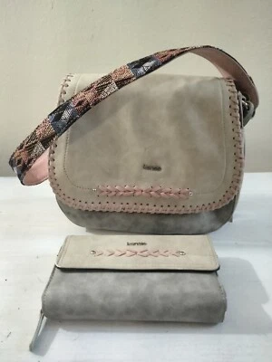 Bolso de hombro y billetera Kensie de cuero rosa, gris y topo  Foto 1 de 4