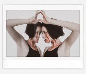 Instax Wide Photo Print of Art Pinup Model Ariah - Bild 1 von 1
