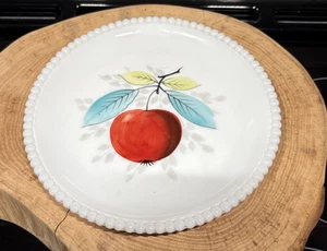 Vintage Westmoreland Milk Glass Apple Dinner Plate 1950 Beaded Edge Fruit HP - Picture 1 of 5